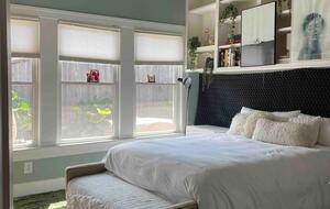 Montrose Bungalow - Houston, Texas