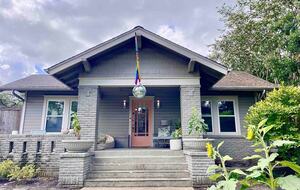 Montrose Bungalow - Houston, Texas