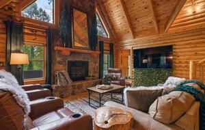 The Lodge at Bearwallow Mountain - Hendersonville, North Carolina