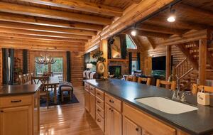 The Lodge at Bearwallow Mountain - Hendersonville, North Carolina