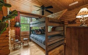 The Lodge at Bearwallow Mountain - Hendersonville, North Carolina