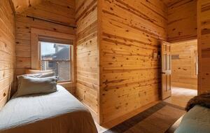 The Lodge at Bearwallow Mountain - Hendersonville, North Carolina