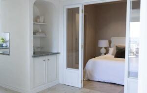 Stylish 1 Bedroom Penthouse with Large Terrace - Edgecliff, Australia