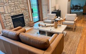 Hocking Hills Private Resort with Vineyard - New Plymouth, Ohio