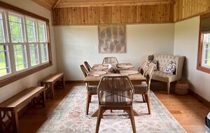 Hocking Hills Private Resort with Vineyard - New Plymouth, Ohio