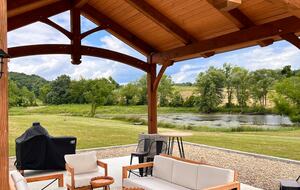 Hocking Hills Private Resort with Vineyard - New Plymouth, Ohio