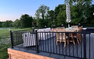 Hocking Hills Private Resort with Vineyard - New Plymouth, Ohio