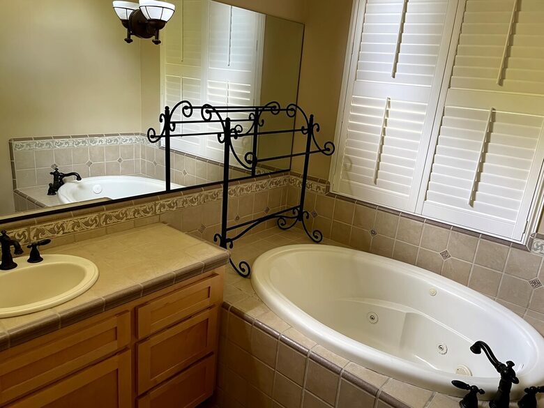 Contemporary Comfort in Arroyo Grande’s Gated Oasis - Arroyo Grande, California