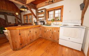 Cozy Cabin in Woods | 2 miles to Lake - Willsboro, New York