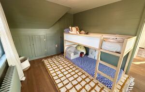 Kids room 2 with bunkbed upstairs