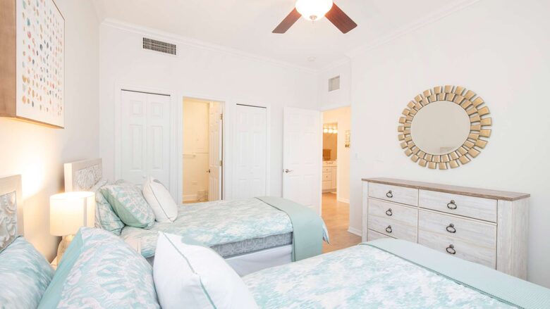 Beachfront Paradise at Crescent Point - seven mile beach, Cayman Islands