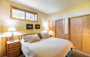 Homewood Hideaway | Steps from Lake Tahoe - Homewood, United States