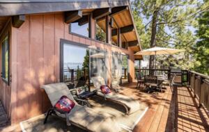 Homewood Hideaway | Steps from Lake Tahoe - Homewood, United States