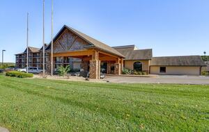 Fairway Retreat at Old Kinderhook Golf Course - Camdenton, Missouri