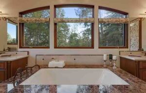 Wine Country Luxury Villa - Santa Rosa, California