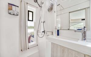 On deck master cabin