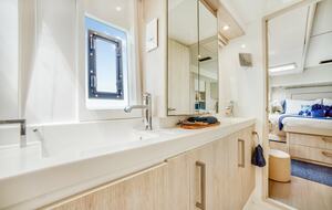 Starboard aft master bathroom