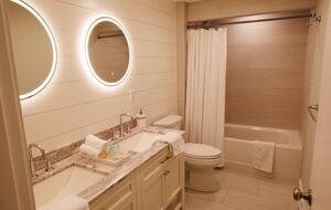 Stage Island Road Retreat - Chatham, Massachusetts