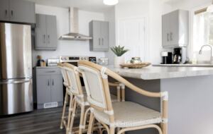 Newly Built Lakefront Cabin - Ninette, Canada