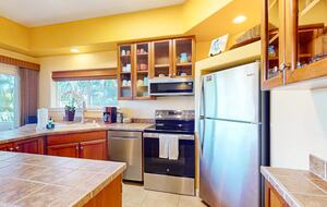 Kahalu'u Beach Condo with Infinity Pool & Spa - Kailua Kona, Hawaii