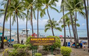 Kahalu'u Beach Condo with Infinity Pool & Spa - Kailua Kona, Hawaii