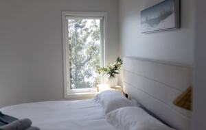 Newly Built Lakefront Cabin - Ninette, Canada