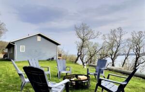 Newly Built Lakefront Cabin - Ninette, Canada