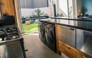 Bella 9 - Macleod, Australia