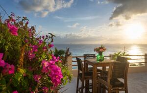 Luxe Caribbean Escape with Rooftop Views & Saltwater Pool - Isla Mujeres, Mexico