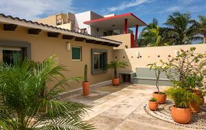 Luxe Caribbean Escape with Rooftop Views & Saltwater Pool - Isla Mujeres, Mexico