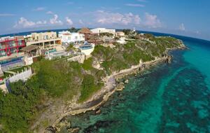 Luxe Caribbean Escape with Rooftop Views & Saltwater Pool - Isla Mujeres, Mexico