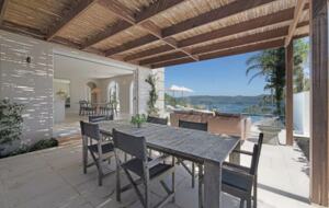 Chateau Hilltop - Sydney, Australia