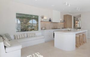 Chateau Hilltop - Sydney, Australia