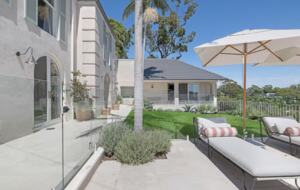 Chateau Hilltop - Sydney, Australia