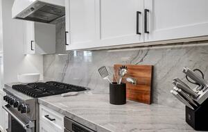 Contemporary Beachside Haven in the Heart of Newport Beach - Newport Beach, California