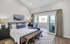 Contemporary Beachside Haven in the Heart of Newport Beach - Newport Beach, California