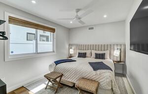 Contemporary Beachside Haven in the Heart of Newport Beach - Newport Beach, California