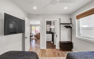 Contemporary Beachside Haven in the Heart of Newport Beach - Newport Beach, California