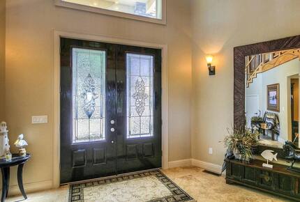 Rocky Waves Ocean Front Luxury Retreat - Brookings, Oregon