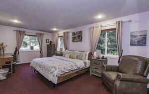 Emerald River Retreat - Crescent City, California