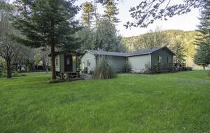 Emerald River Retreat - Crescent City, California