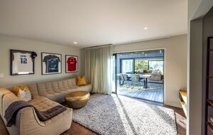 Oneroa Olive Estate - Waiheke Island, New Zealand