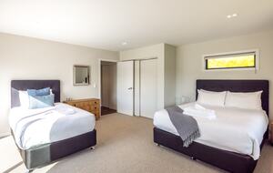 Oneroa Olive Estate - Waiheke Island, New Zealand