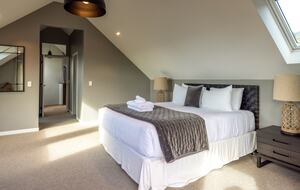 Oneroa Olive Estate - Waiheke Island, New Zealand