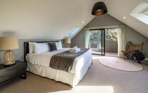 Oneroa Olive Estate - Waiheke Island, New Zealand