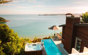 The House | Cloud 9 - Russell, New Zealand