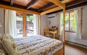 Le Colibri - Woodstock, New York