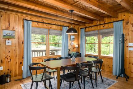 Blue Ridge Vista with Long-Range Mountain Views - Blue Ridge, Georgia