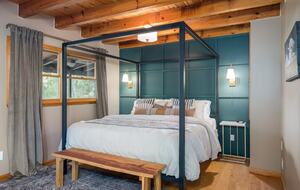 Blue Ridge Vista with Long-Range Mountain Views - Blue Ridge, Georgia