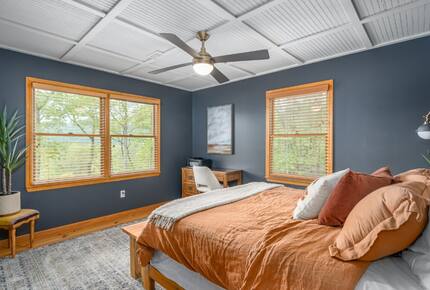 Blue Ridge Vista with Long-Range Mountain Views - Blue Ridge, Georgia